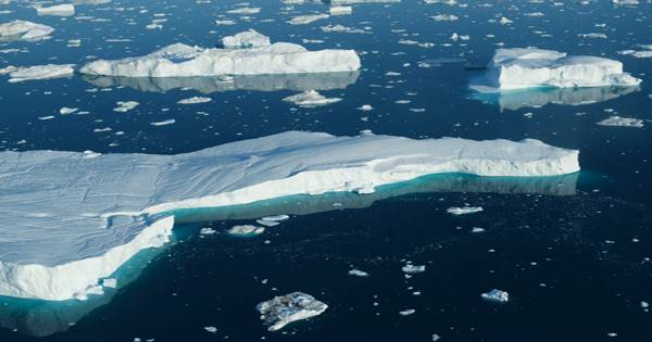 Canada’s last intact ice sheet has suddenly broken