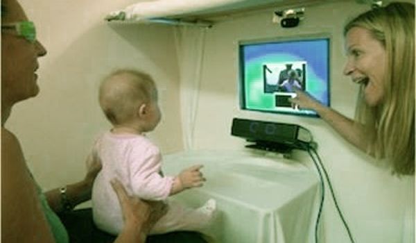 Eye-tracking-Technology-Offers-Sign-language-Learning-in-Pre-verbal-Infants-1