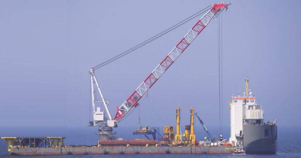New Modeling System to improve the Control of Massive Heavy-lift Crane Vessels