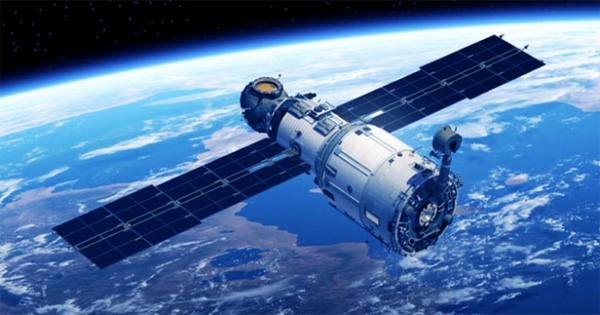 Watch as China’s Taikonauts Safely Dock with the Tiangong Space Station