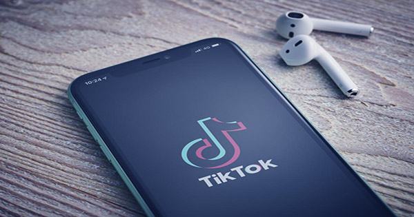 tiktok monthly active users