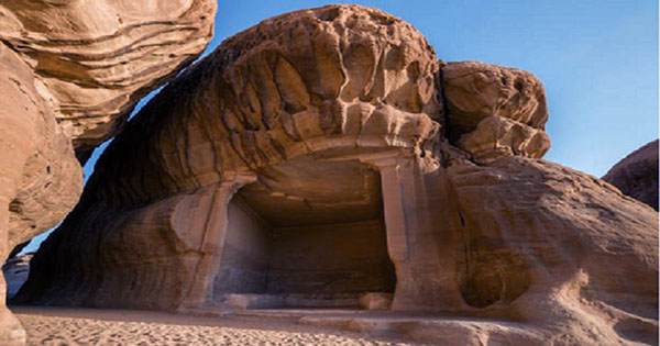 Human Remains amongst Bone Horde Found in Saudi Arabian Ancient Lava Tube