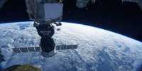 NASA Denies Russian Rumor that US Astronaut Drilled Hole in ISS to Come Home Early