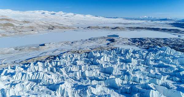 Viruses Found in 15,000-Year-Old Tibetan Glacier Ice are Like nothing seen before