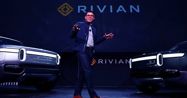 Electric automaker Rivian valuation pops above GM, Ford in biggest IPO of 2021