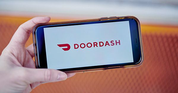 DoorDash tests a full-time employment option in New York as it