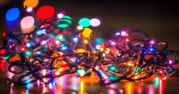 Why Do Christmas Lights Get Tangled Blame the Laws of the Universe