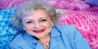Anti-Vaxxers Spread Lies Betty White Died From COVID-19 Booster