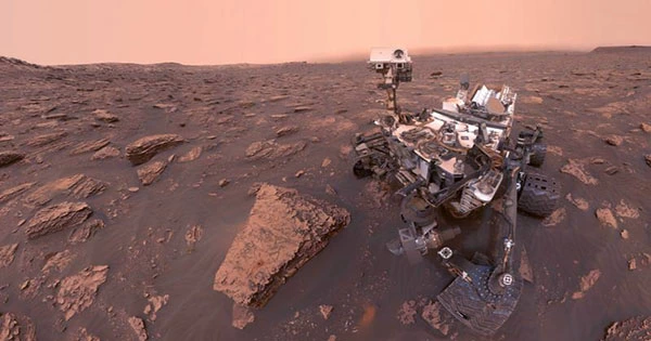Chinese Orbiter Snaps Awesome Selfie with Mars Like Never Before