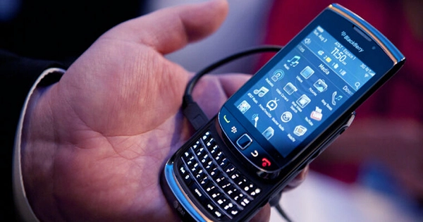 Seriously, it is Time to Get Rid of That Classic BlackBerry, for Real Now