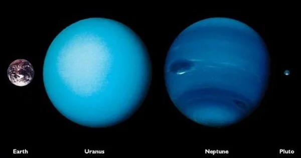 Why-are-Uranus-and-Neptune-different-Colors-1