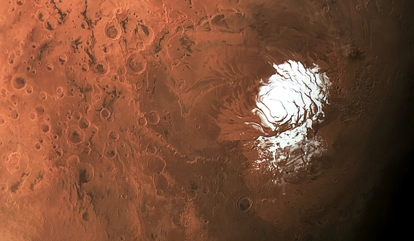 Is-there-Liquid-Water-beneath-the-South-Polar-Cap-of-Mars-1