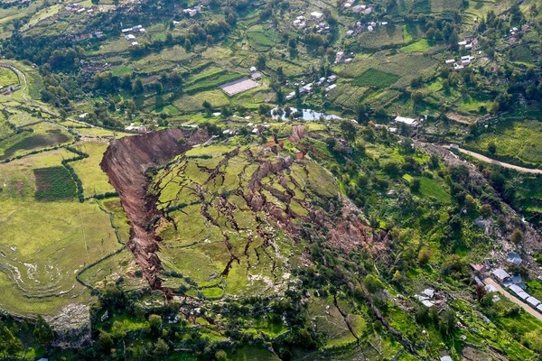 Even-a-Minor-Earthquake-can-Cause-Landslides-1