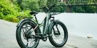 Can Amazon’s Cheapest E-bike Compete With a Pro Climber on a Pro Bike?