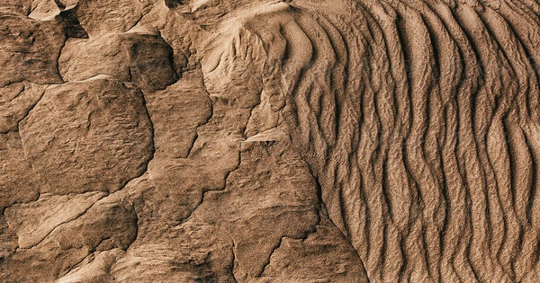 Environmental Change on Earth and other Planets is revealed by Dune Patterns